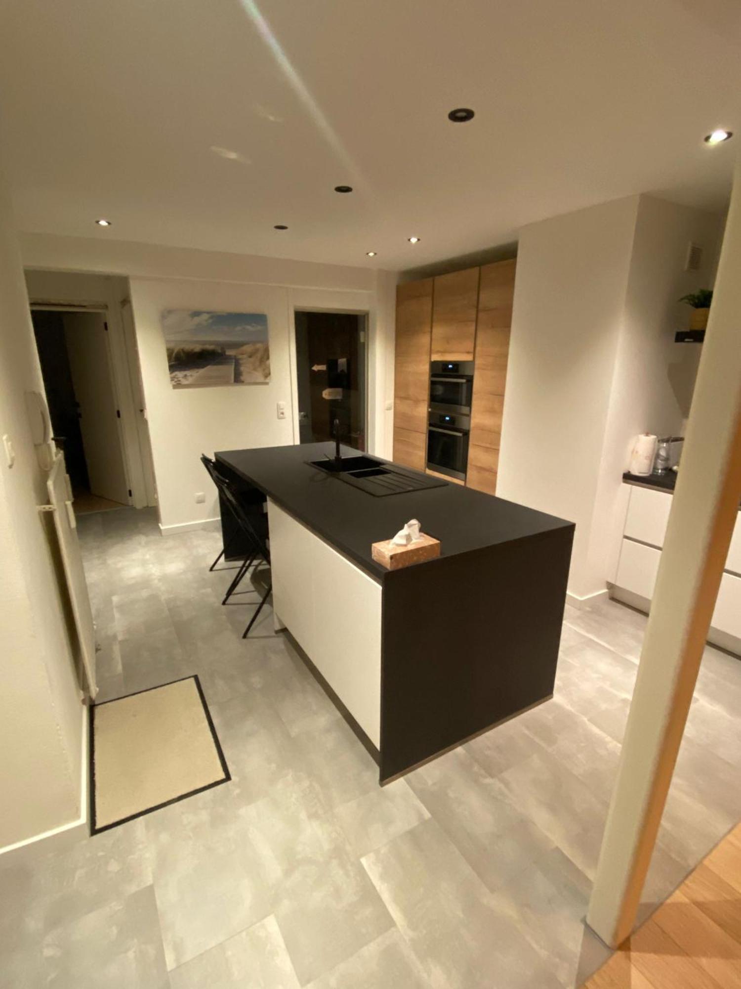 Spacious Apartment With Sea View Ostenda Esterno foto